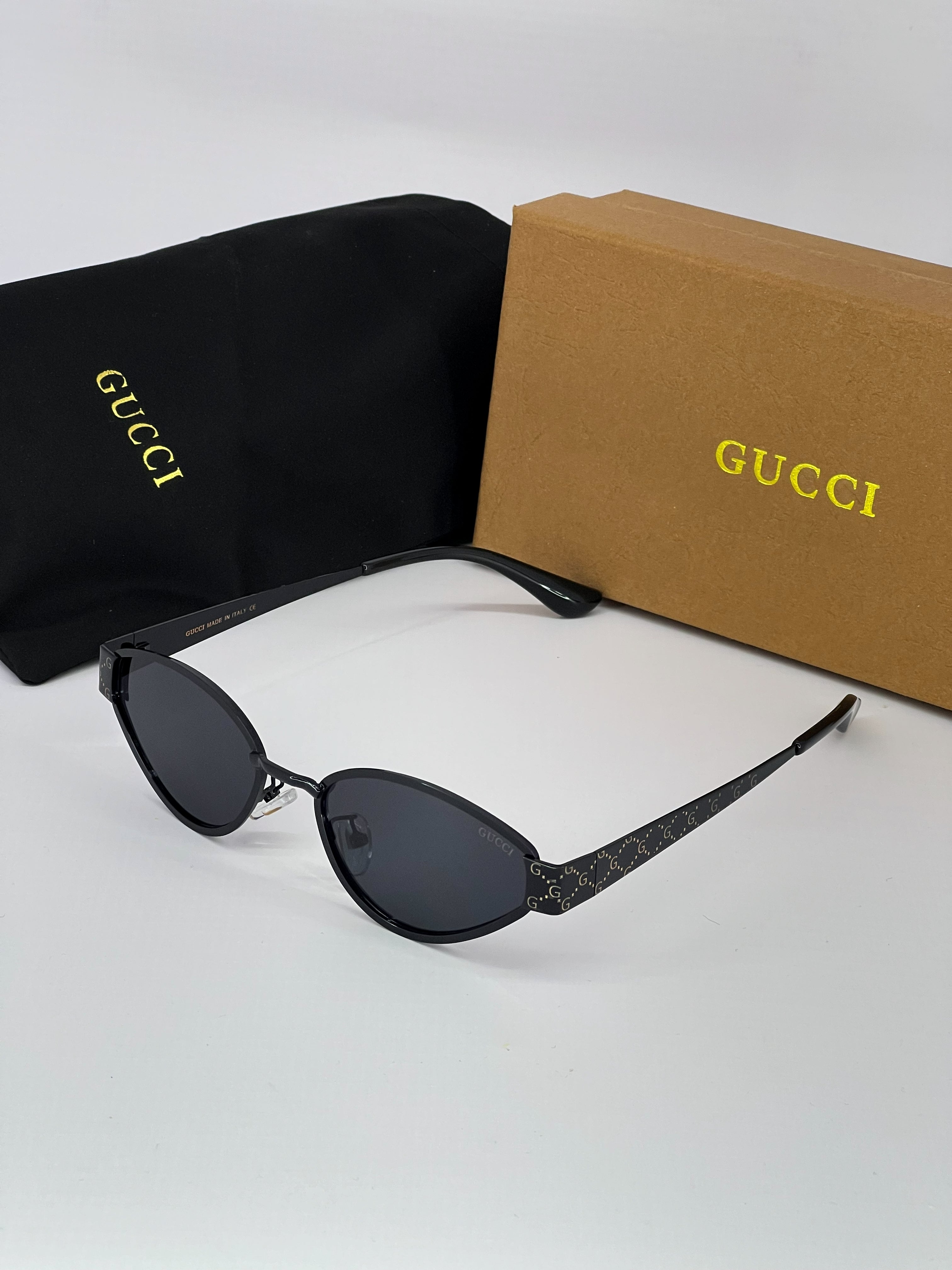 GUCCI Noir Élégance