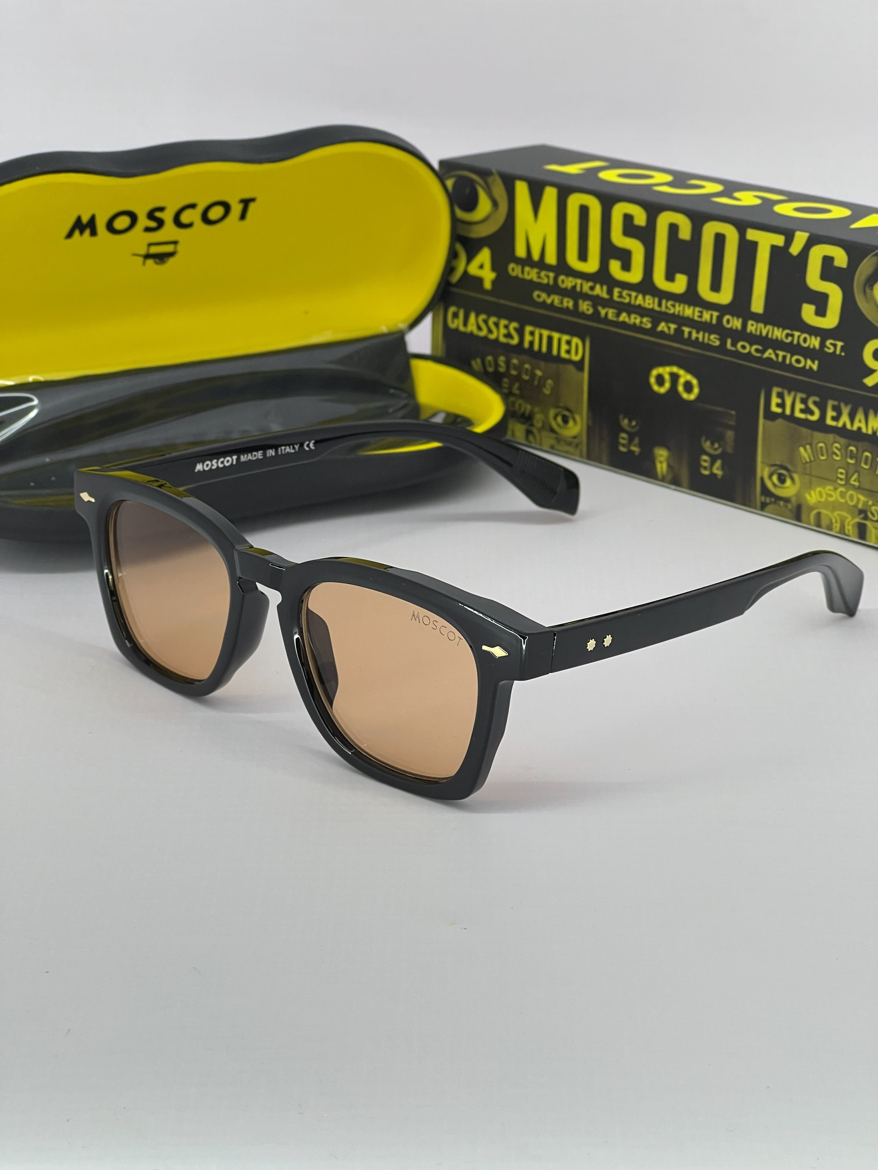 MOSCOT Orange
